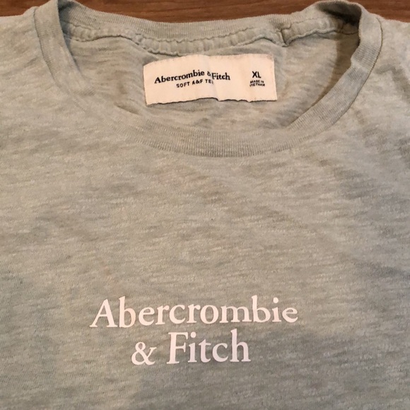 Abercrombie & Fitch t-shirt - Picture 2 of 3